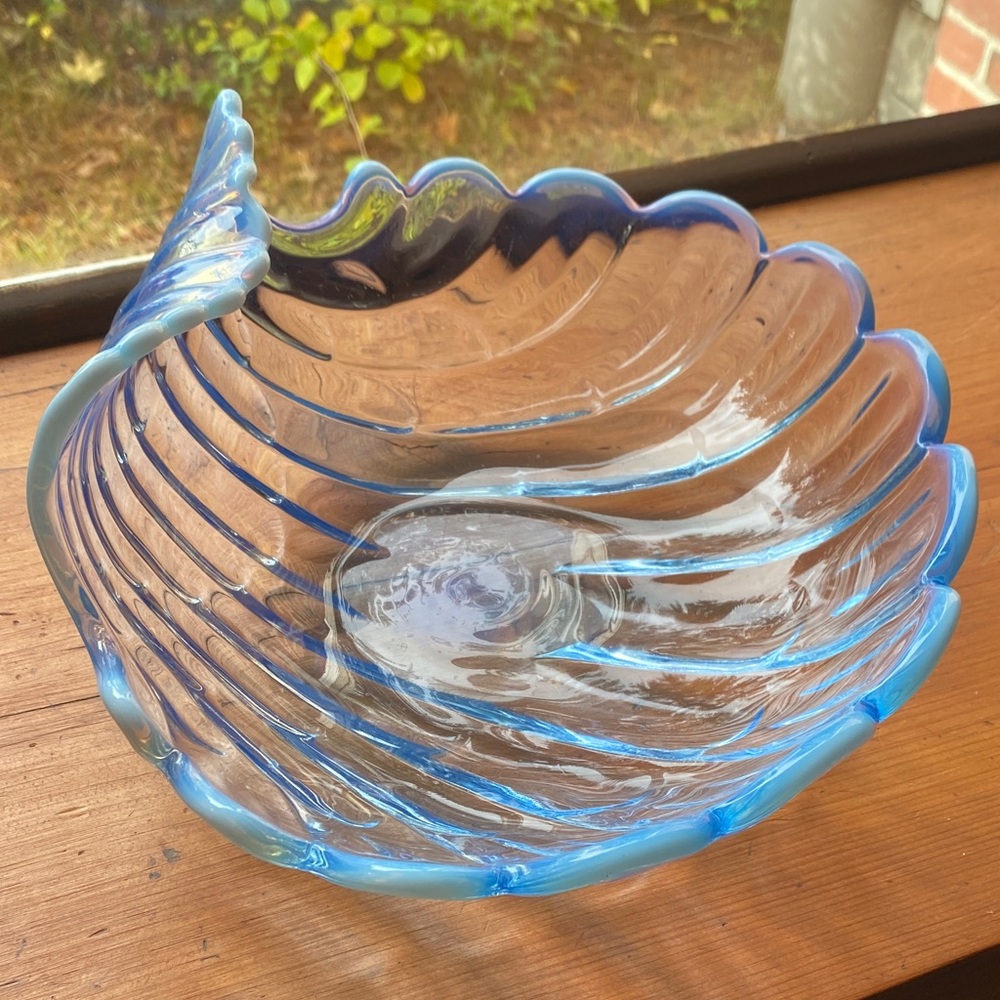 Duncan & Miller vintage opalescent shell Sanibel Artisan glass statement decor. - Picture 2 of 7
